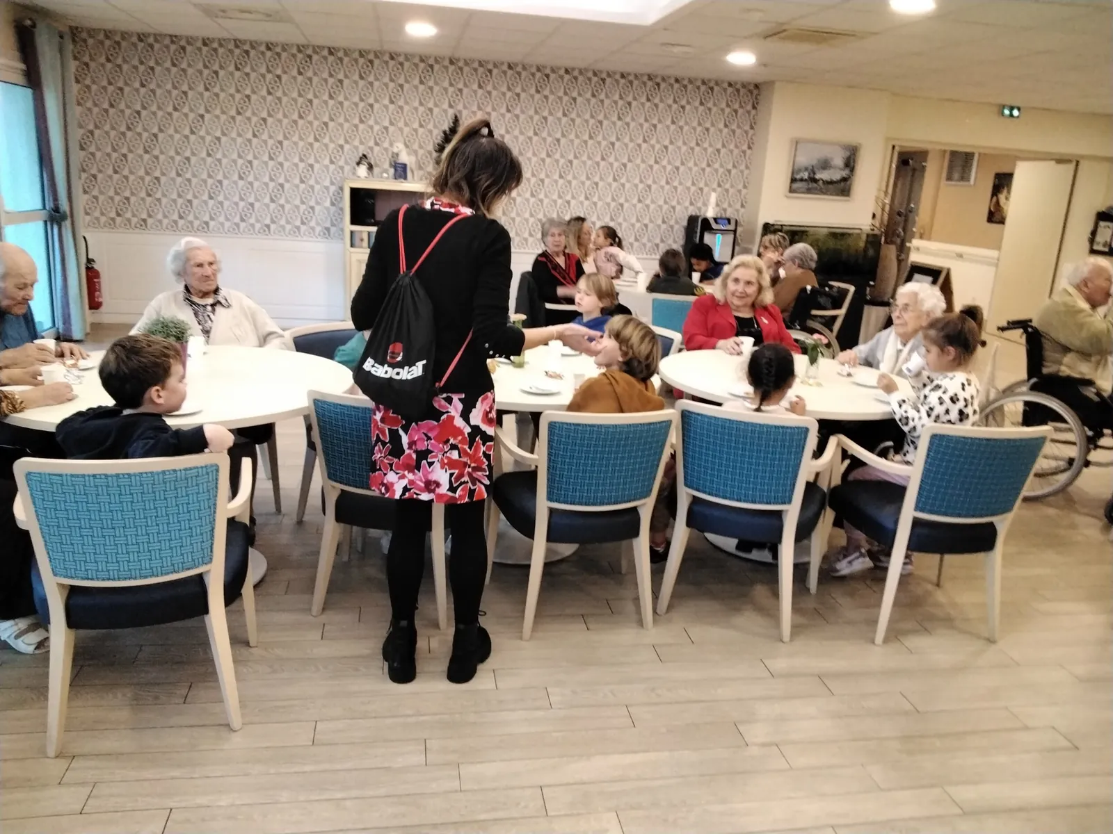 TRADITIONS ET  VISITE DES ENFANTS 