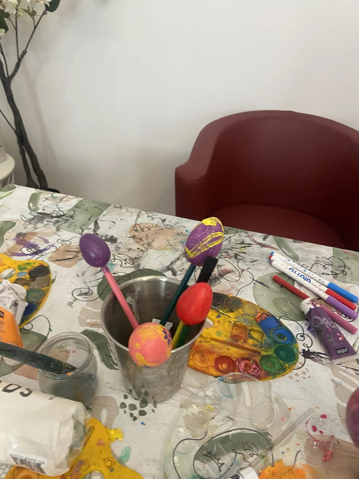 Atelier décoration d'œufs de Pâques – Un moment de partage et de créativité