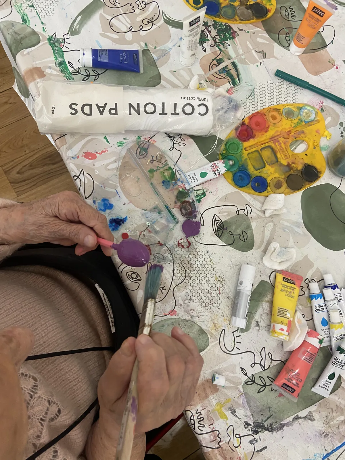 Atelier décoration d'œufs de Pâques – Un moment de partage et de créativité