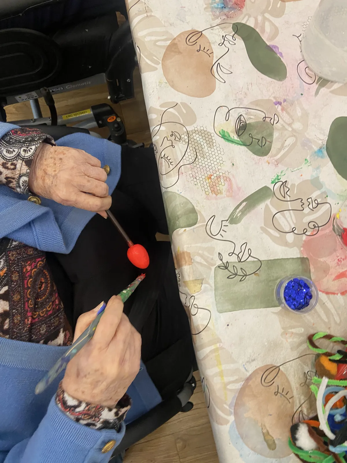 Atelier décoration d'œufs de Pâques – Un moment de partage et de créativité