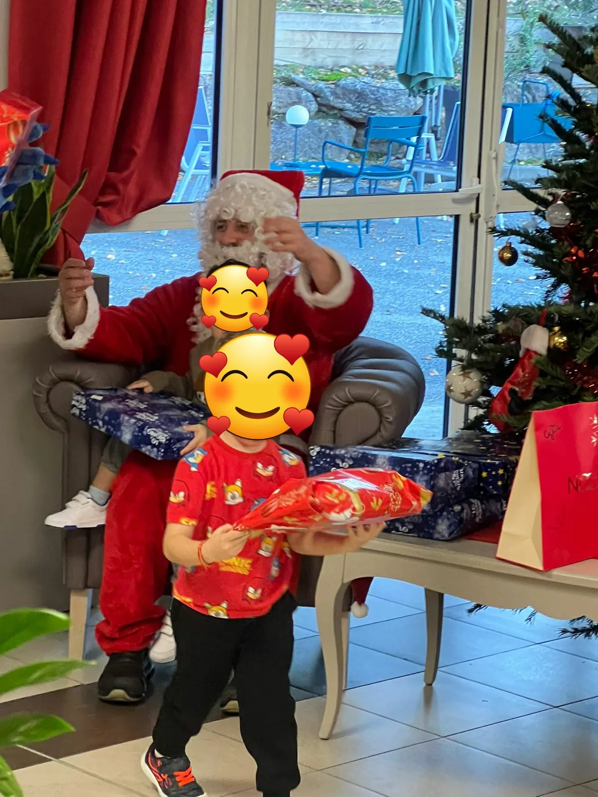 L'arbre de Noël des enfants du personnel
