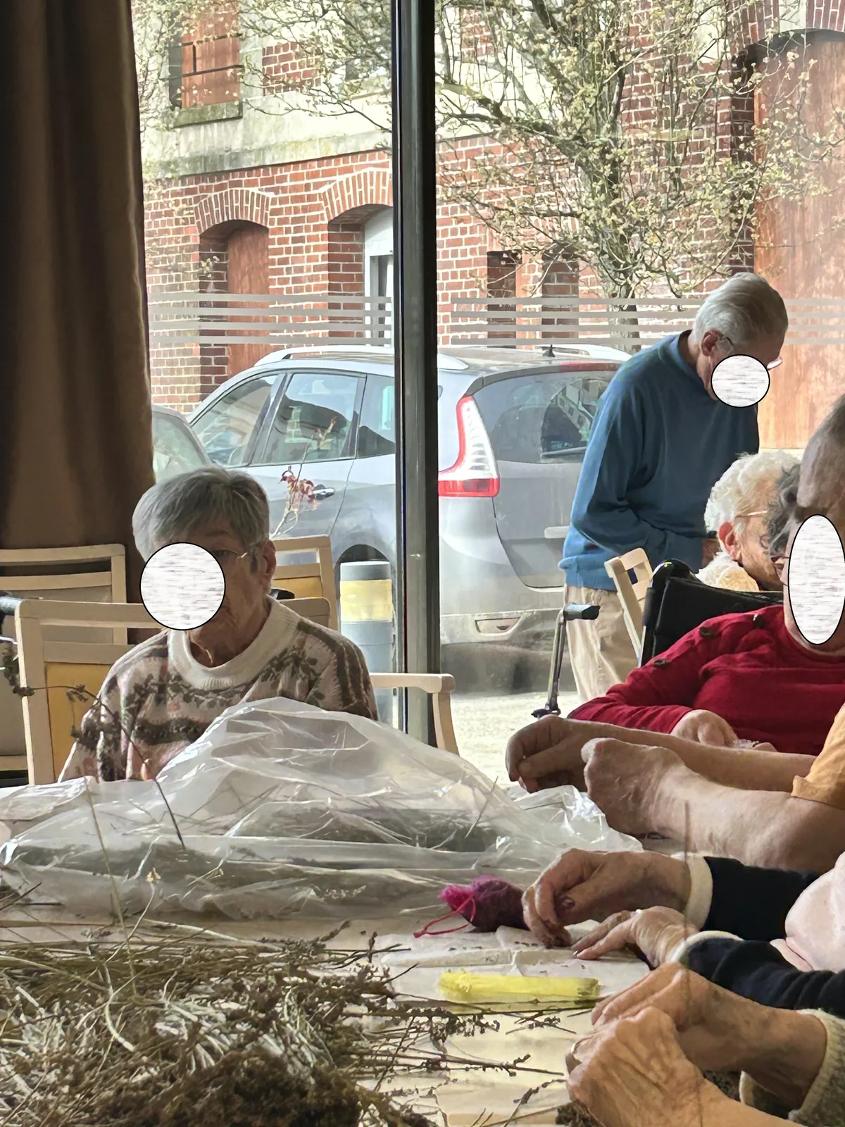 Atelier parfumé : confection de sachets de lavande