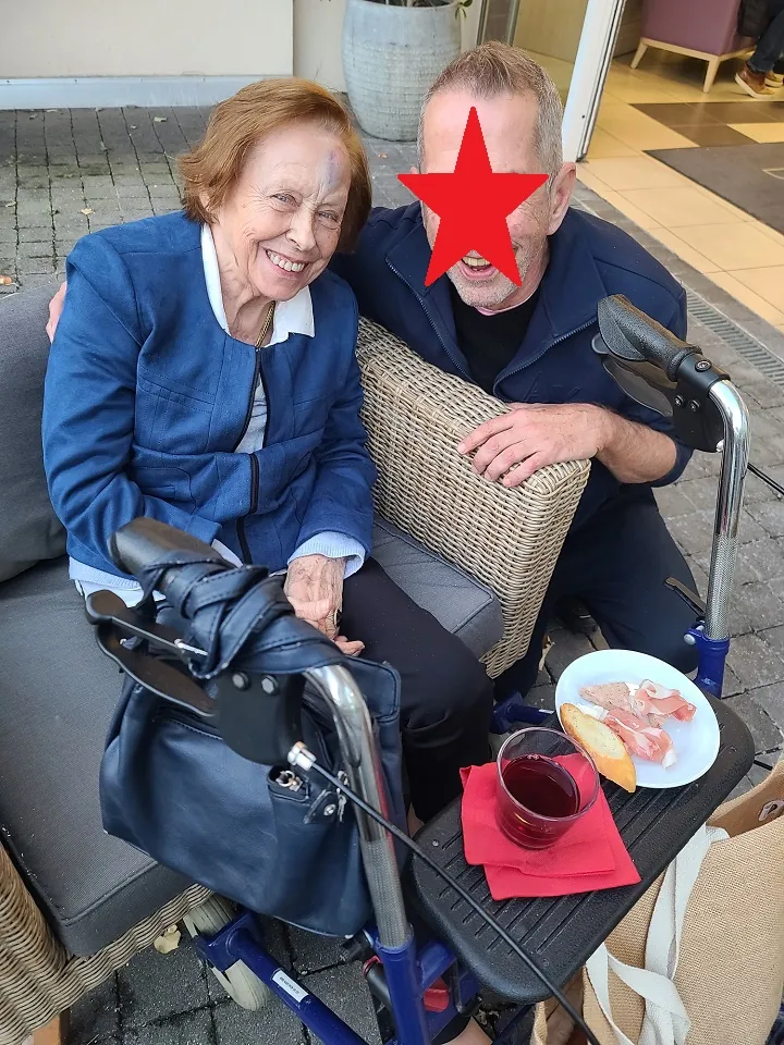 Nous avons fêté le Beaujolais Nouveau à la résidence les Vallières de Cagnes sur Mer 