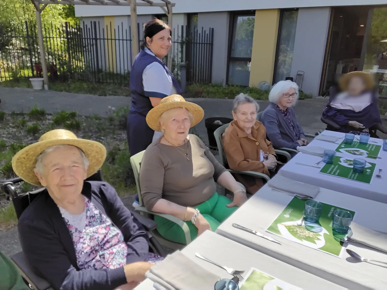 Première journée à l’extérieur pour nos résidents de l’Unité Protégée