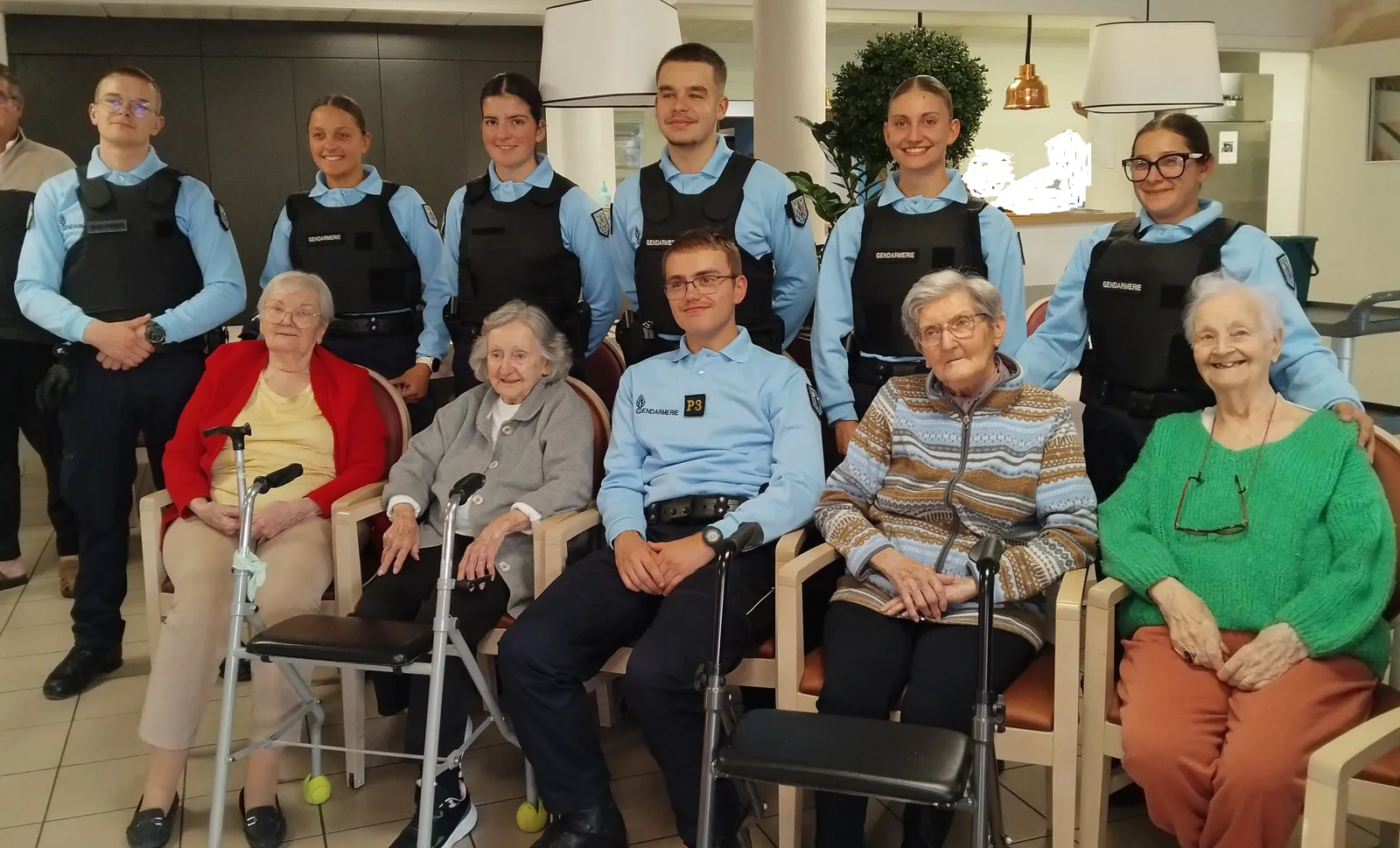 Visite des élèves de l'école de gendarmerie