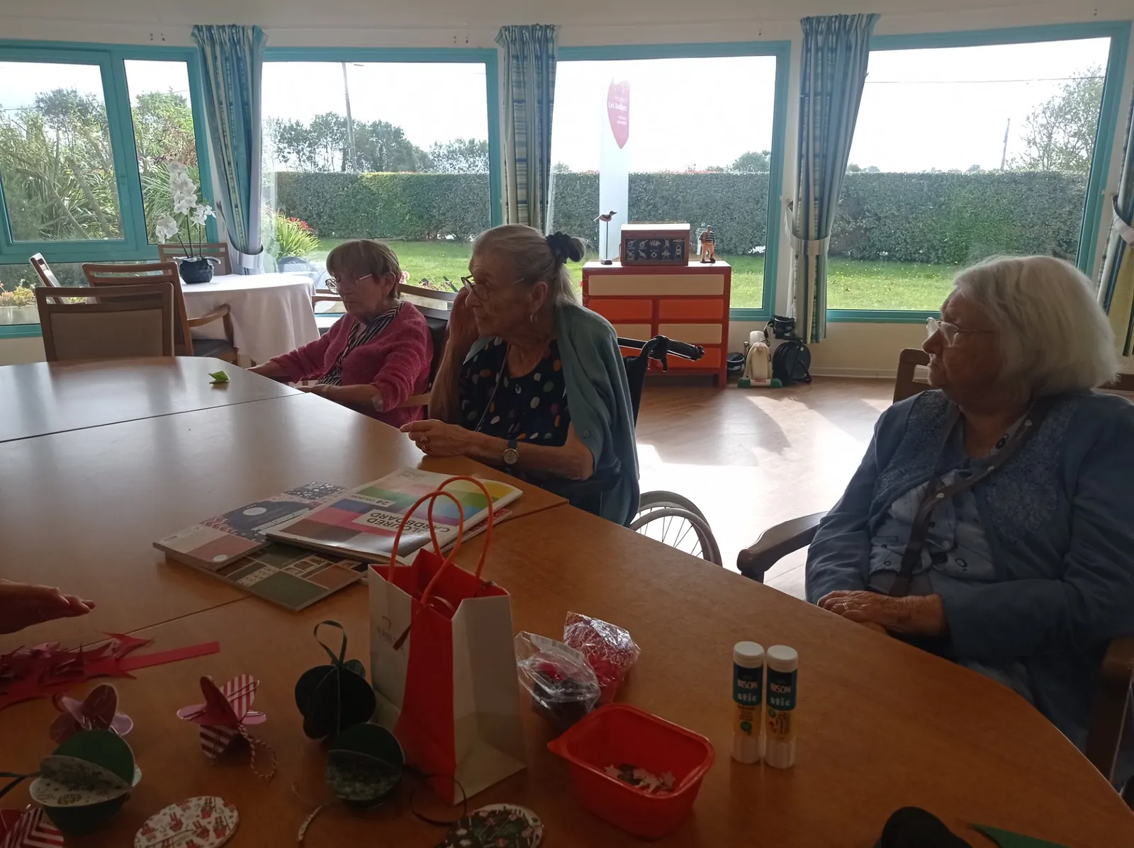 Nos ateliers créatifs reprennent sur le thème de Noël 
