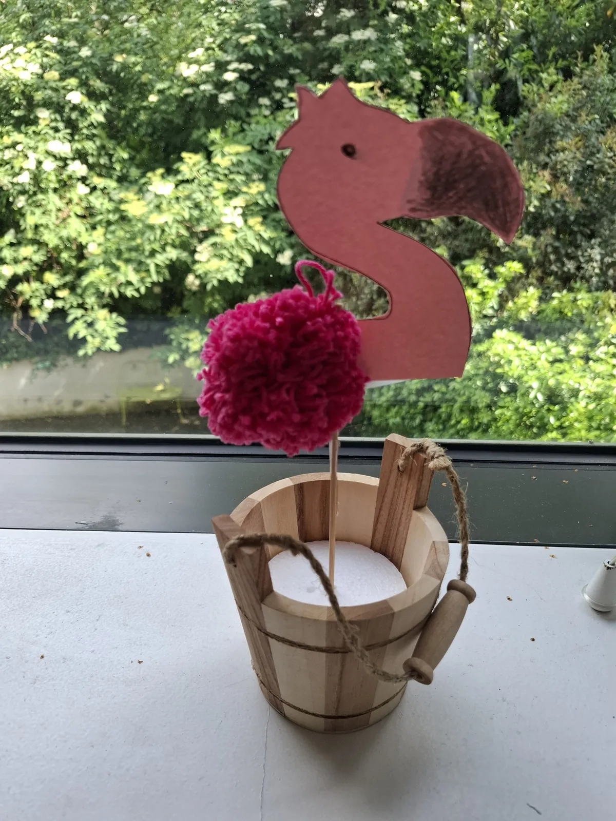Activité du Lundi : Création d'un Flamant Rose en Laine
