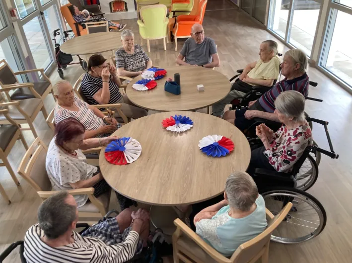 Des cocardes tricolores pour célébrer le 14 juillet à l'Unité Protégée