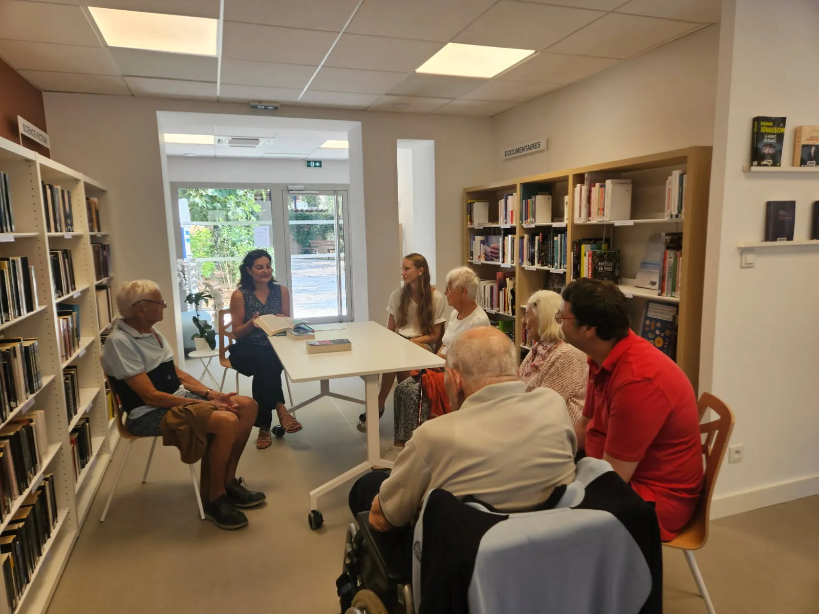 A LA RENCONTRE DE LA LITERRATURE 