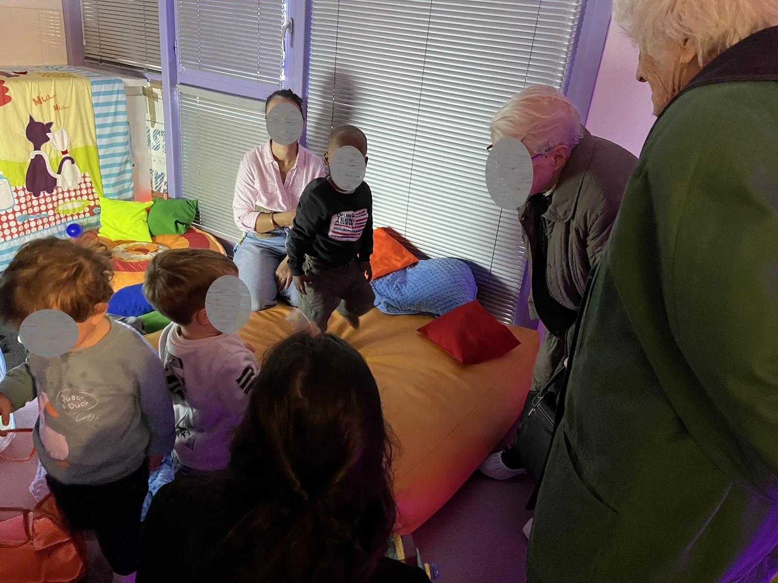 Rencontre entre la crèche Bout'chou et la Résidence De Pyla Sur Mer
