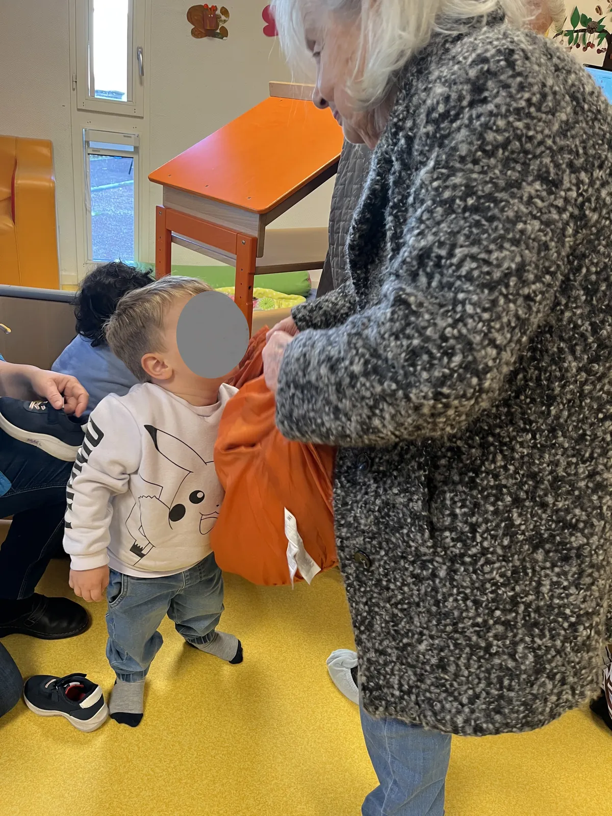 Rencontre entre la crèche Bout'chou et la Résidence De Pyla Sur Mer