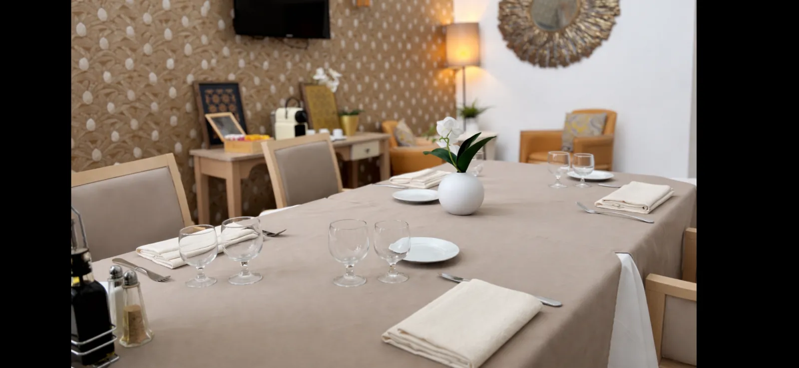 Notre table d'invités 