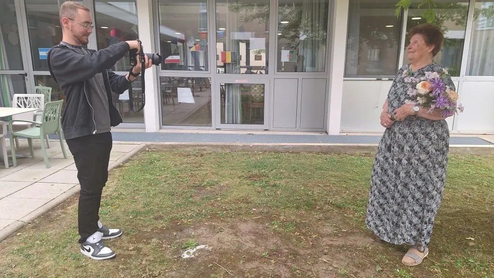 Kids Inside, Senior Outside : un projet photo plein de vie et de souvenirs