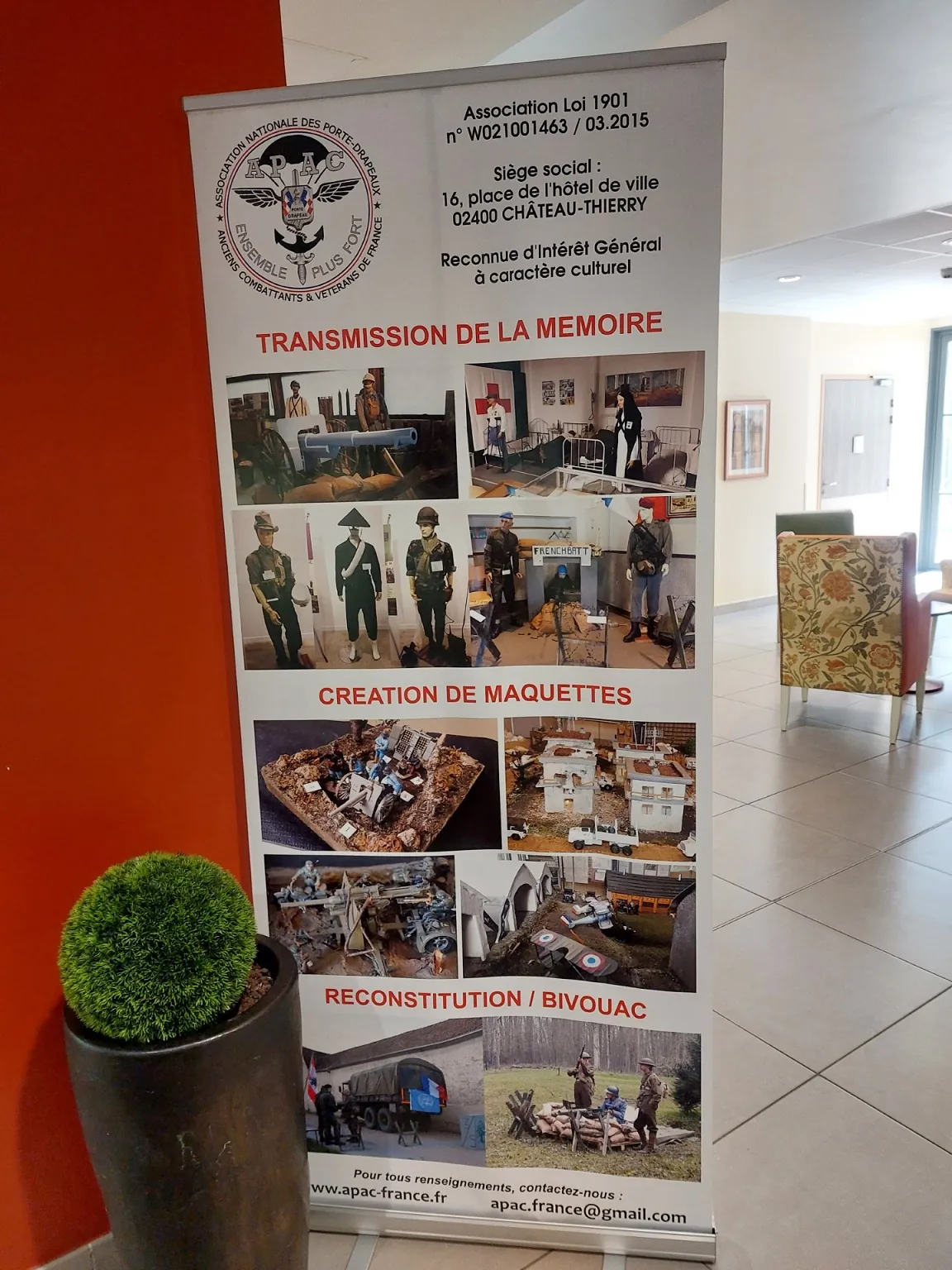 Exposition et conférence/débat