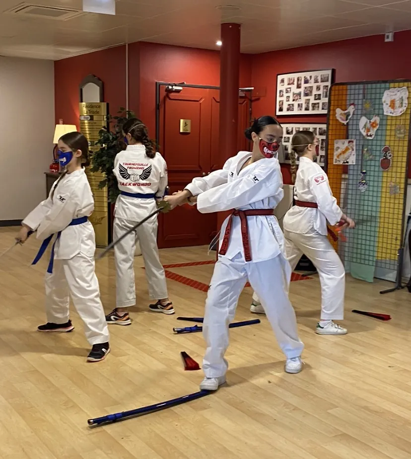Visite du club de Taekwondo à l'EHPAD 