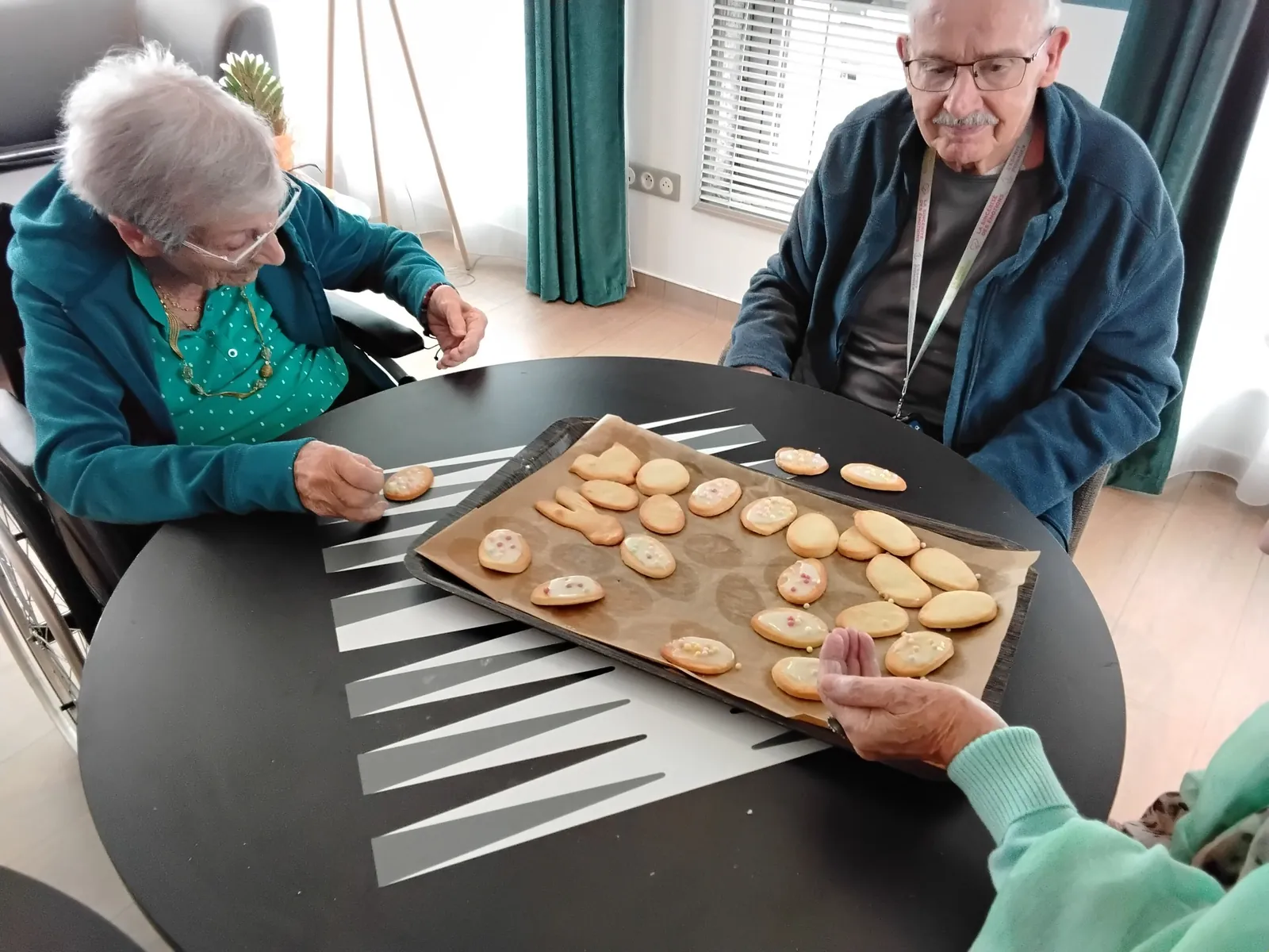 Une matinée autour de la confection des biscuits de Pâques!