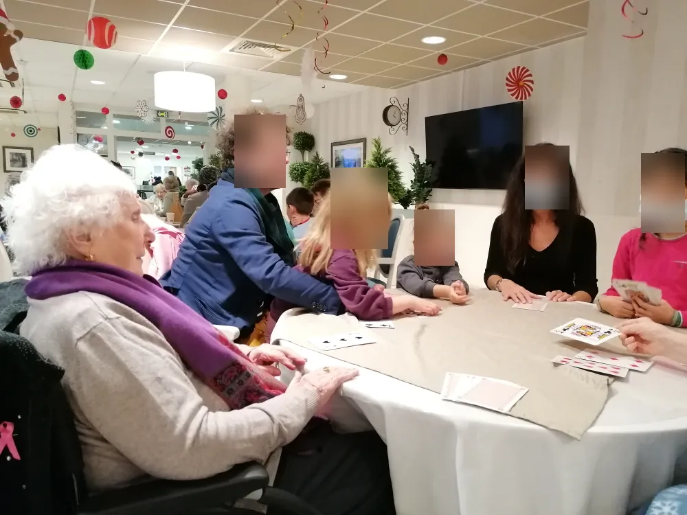 Rencontre Intergénérationnelle à l'EHPAD d'Esbly