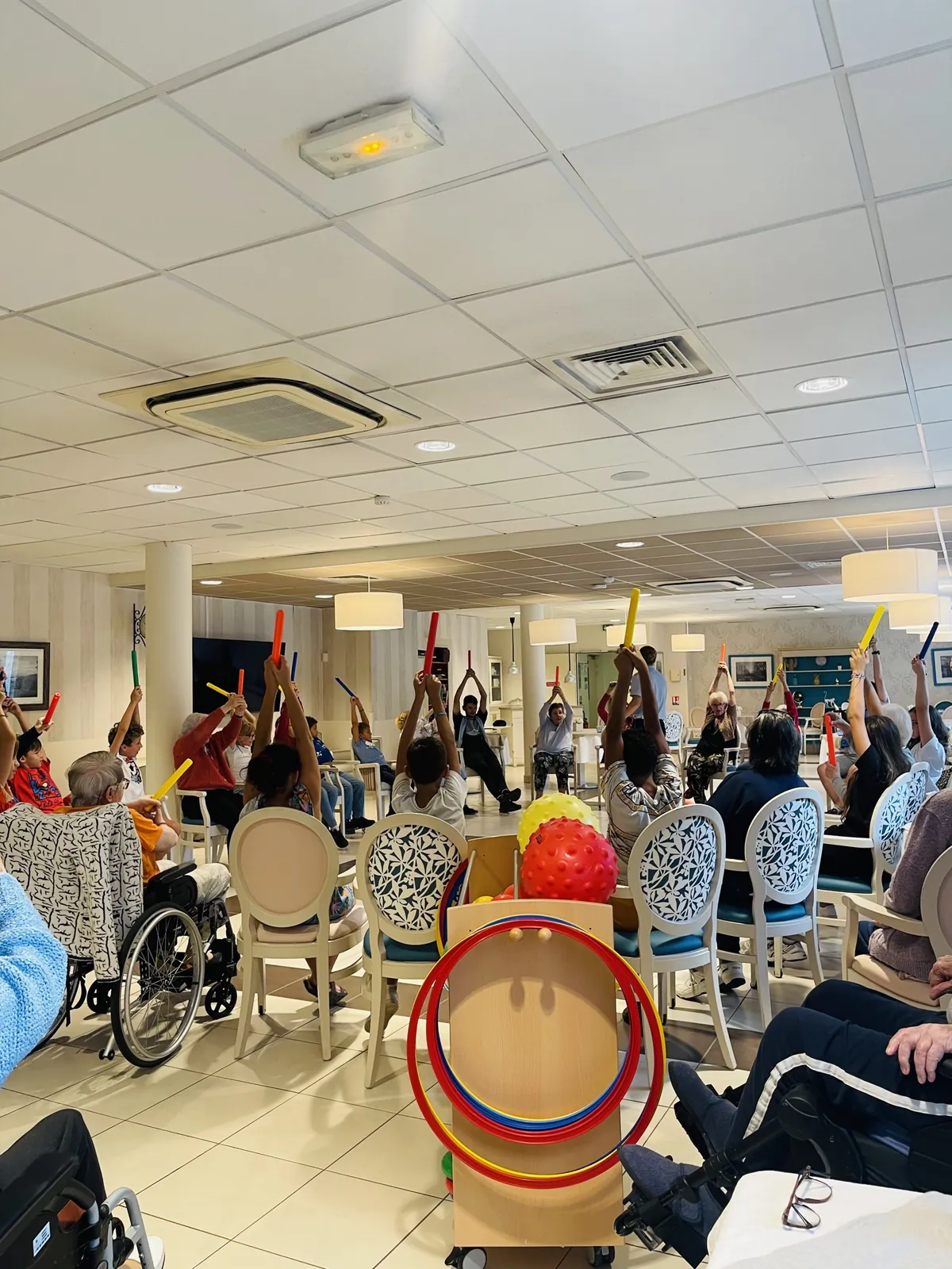 Rencontre avec le centre de loisirs à l'EHPAD d'Esbly