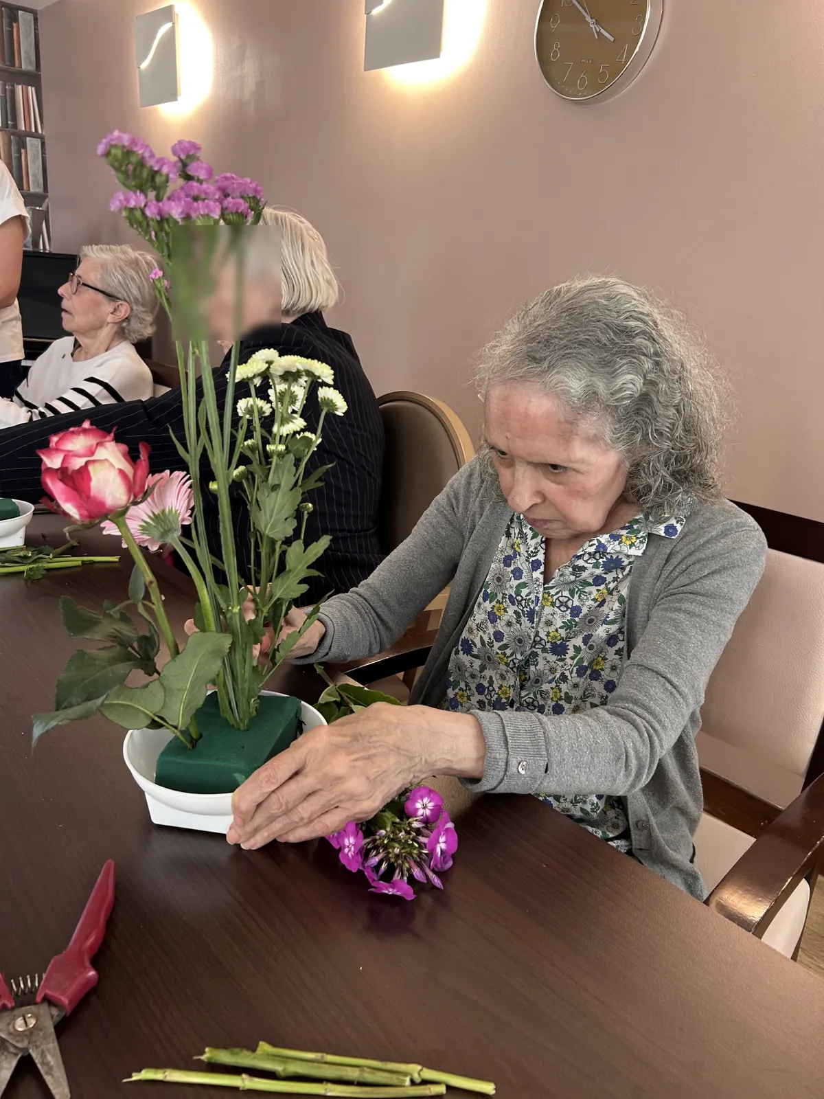 Quand les fleurs apportent sourire et sérénité 