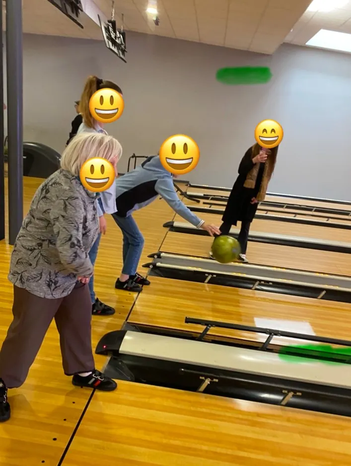 Sortie bowling - un bel après - midi de partage 