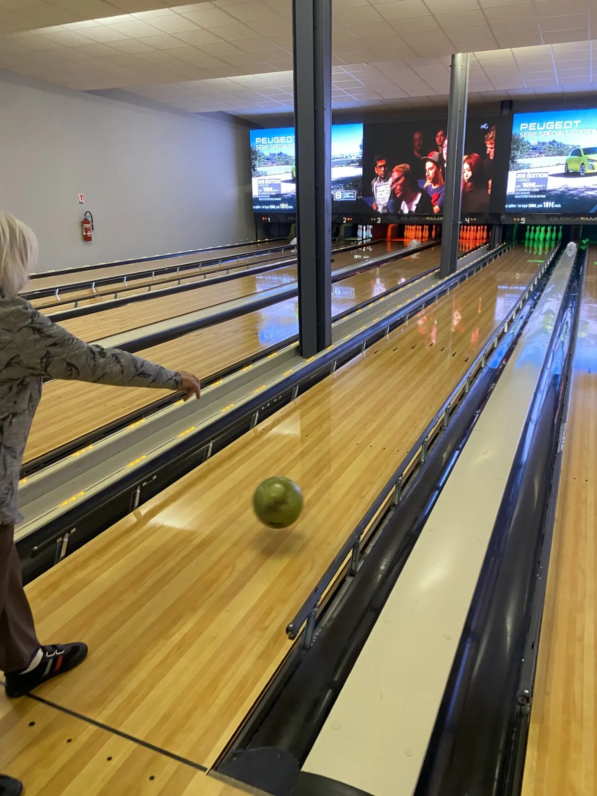 Sortie bowling - un bel après - midi de partage 