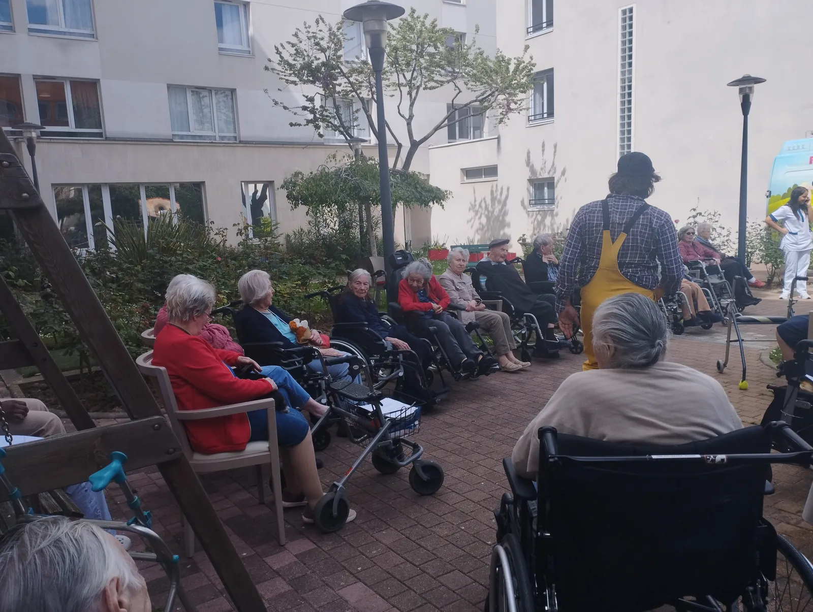 TILIGOLO RETOUR DE LA FERME ITINÈRANTE AUX MARINES