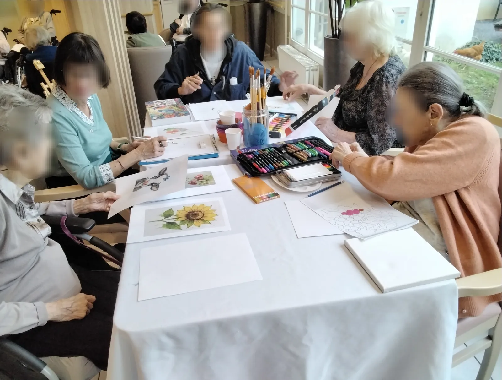 SEMAINE BLEUE ET LA JOURNÉE DES AIDANTS A LA RÉSIDENCE  LES JARDINS D'EPINAY 