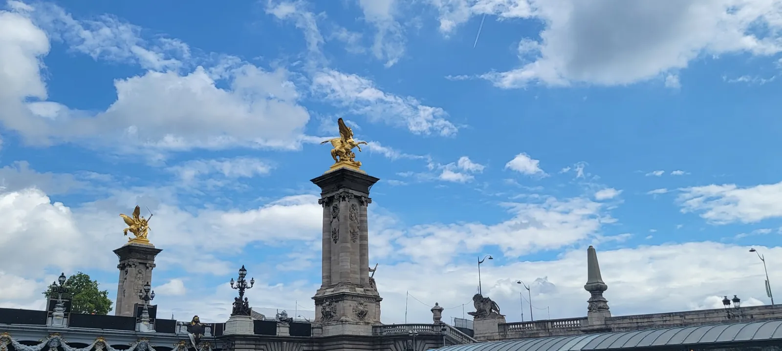  Sortie en bateau mouche – Paris s’est dévoilé sous son plus beau jour ! 