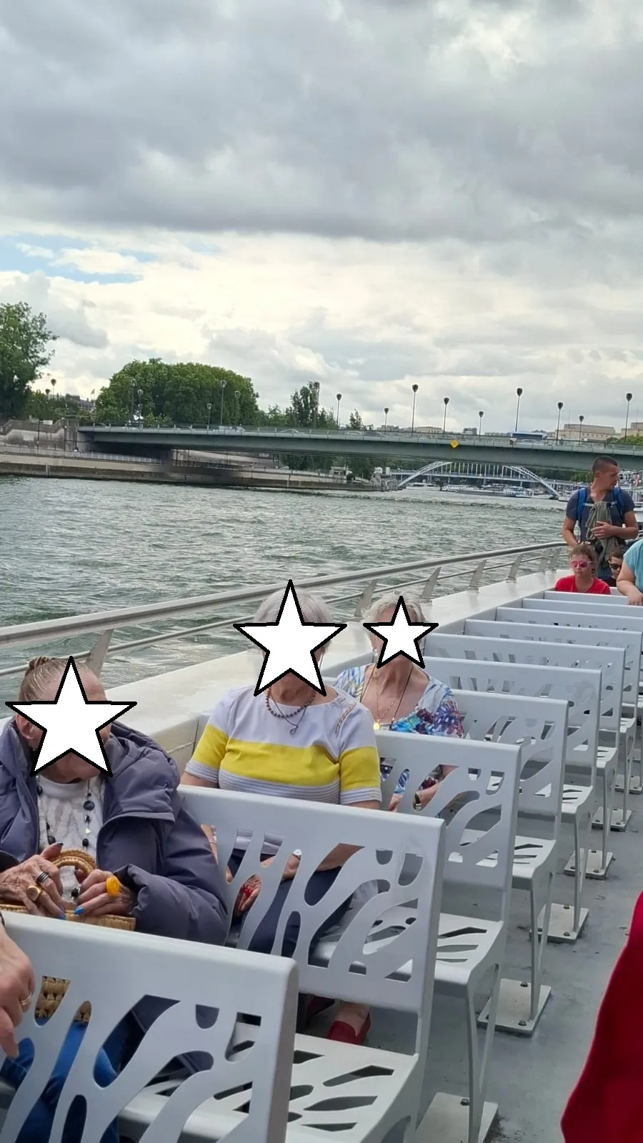  Sortie en bateau mouche – Paris s’est dévoilé sous son plus beau jour ! 