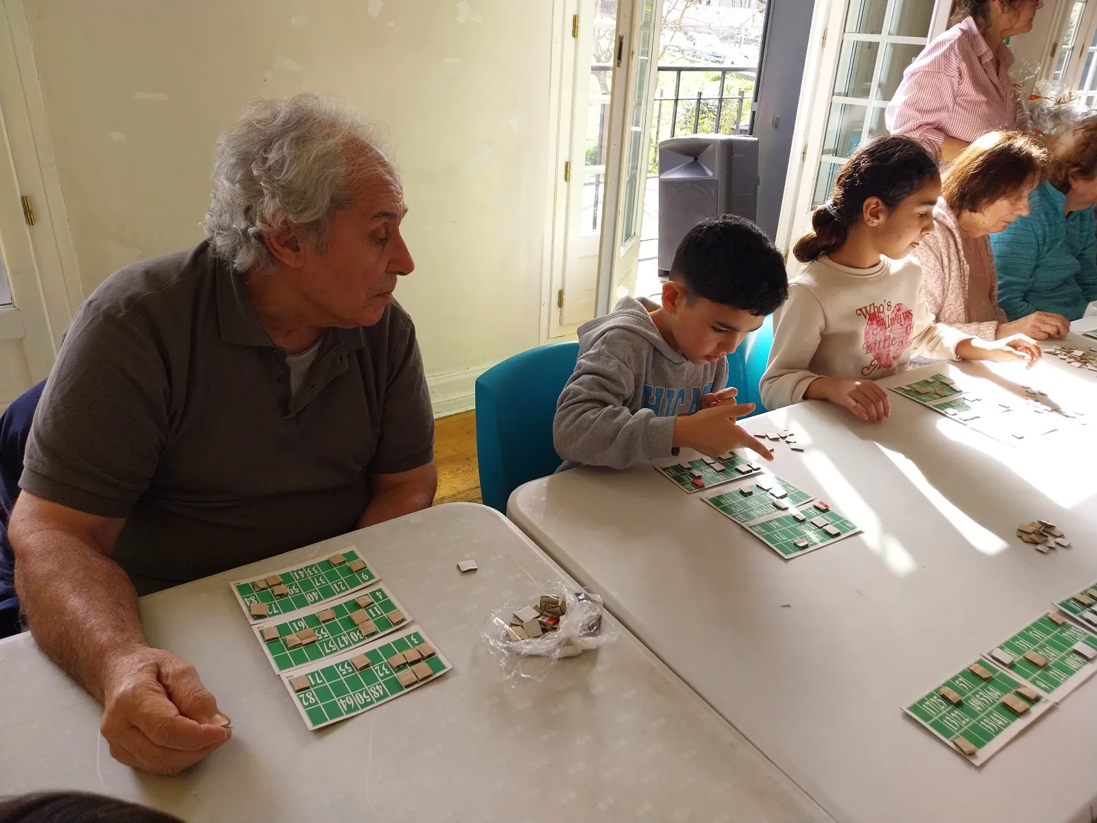 Loto intergénérationnel : un moment convivial et riche en échanges
