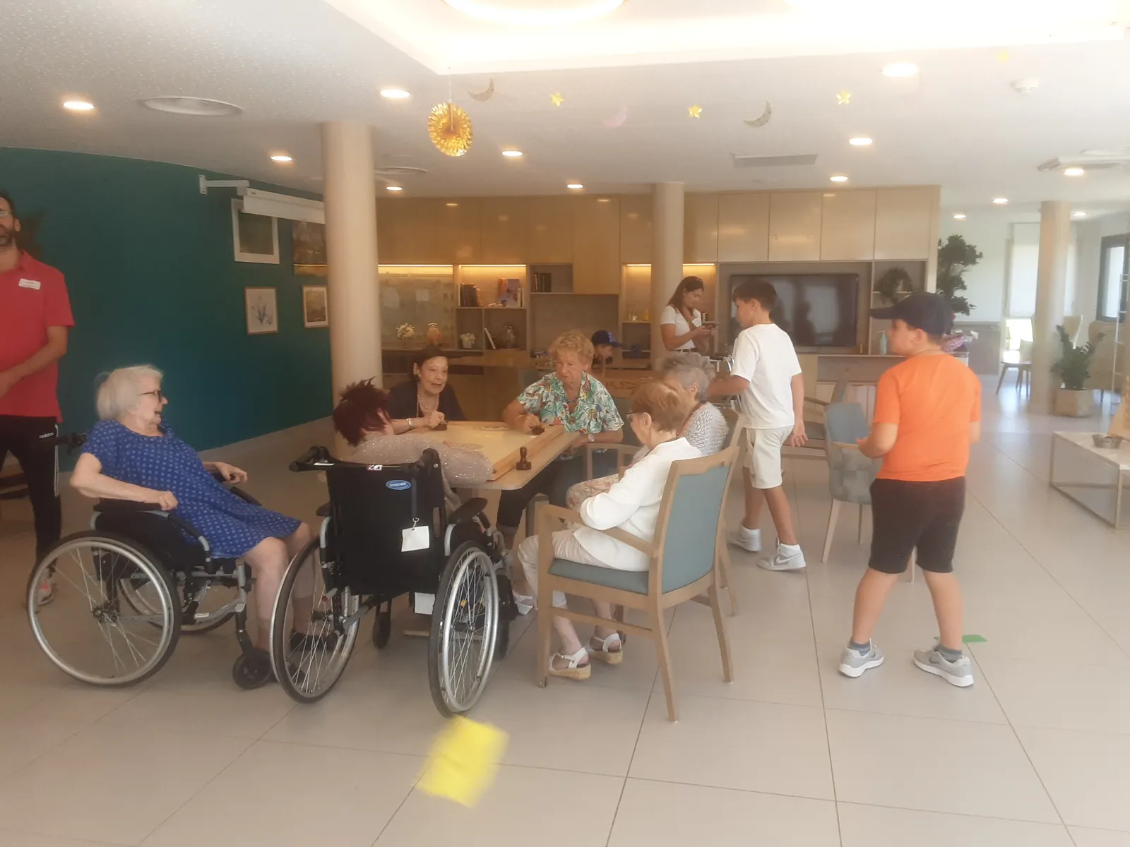 Rencontre inter-générationnelle autour de jeux 