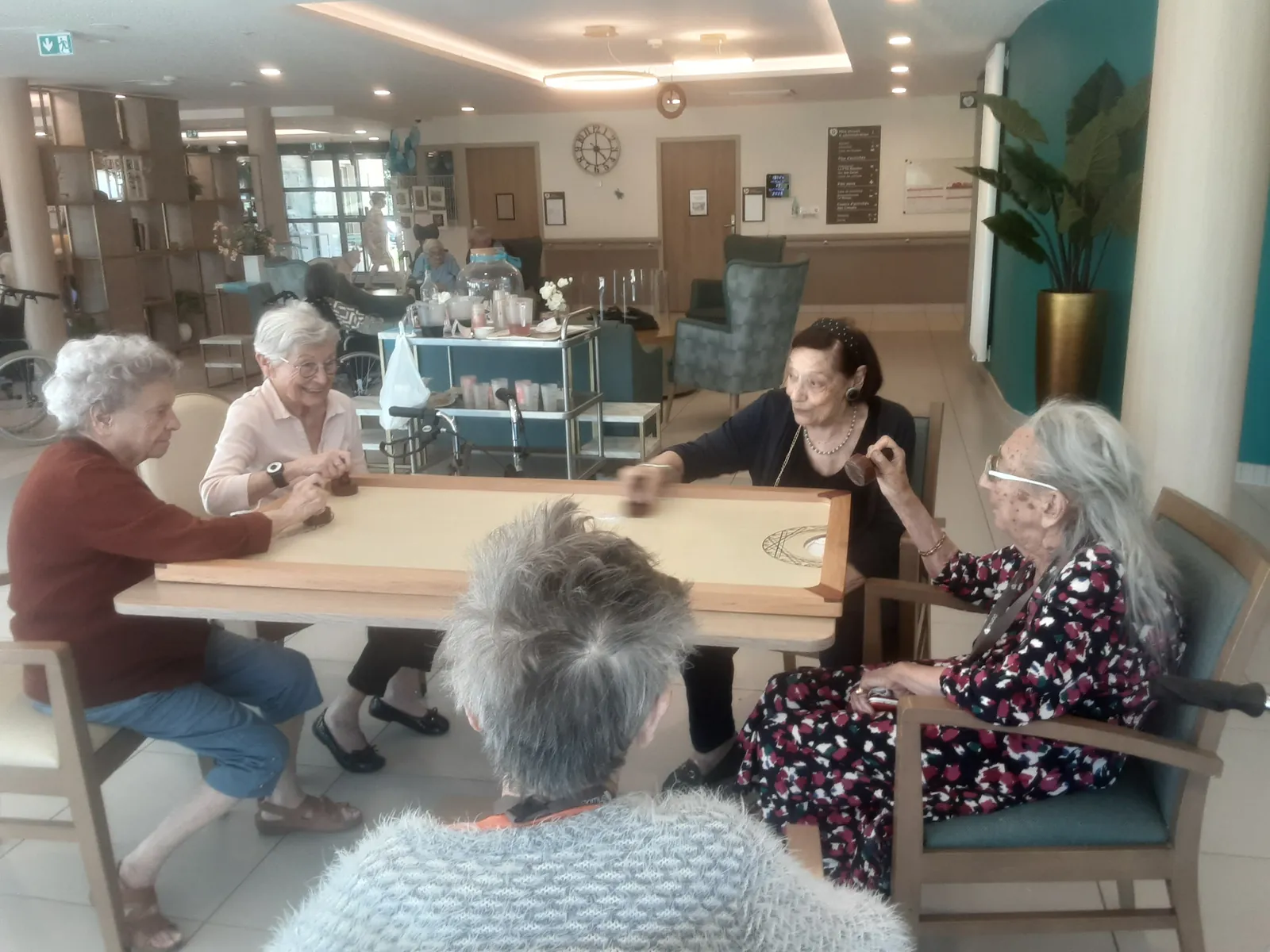 Rencontre inter-générationnelle autour de jeux 