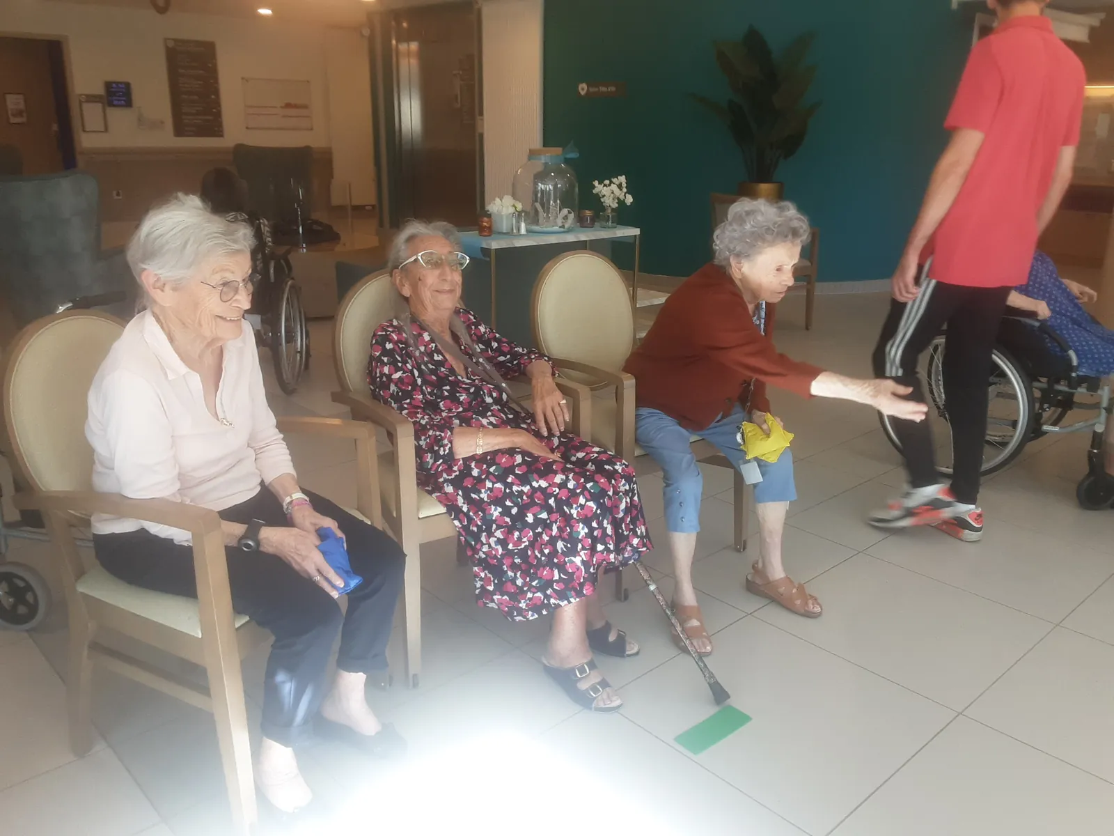 Rencontre inter-générationnelle autour de jeux 
