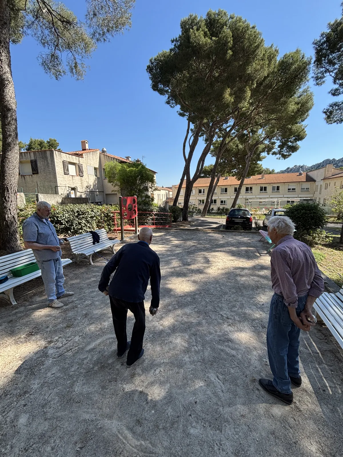 Promenade et pétanque 