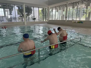 Reprise des sorties piscine le vendredi avec Nada
