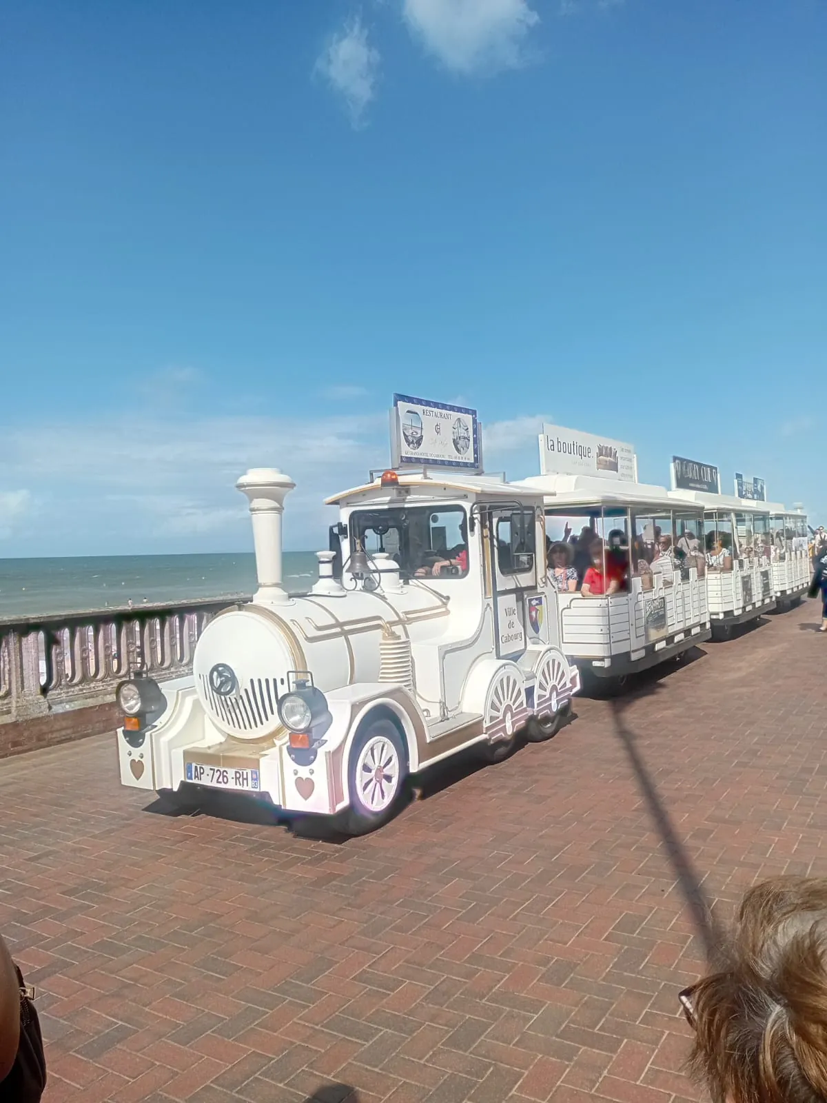 Escapade à Cabourg : une journée au grand air pour nos résidents