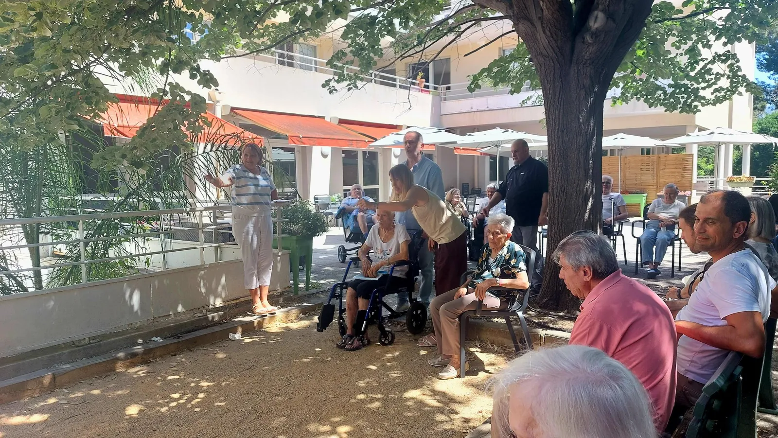 Tournoi de pétanque Résidents/Familles : une journée inoubliable à la Résidence Mazargues