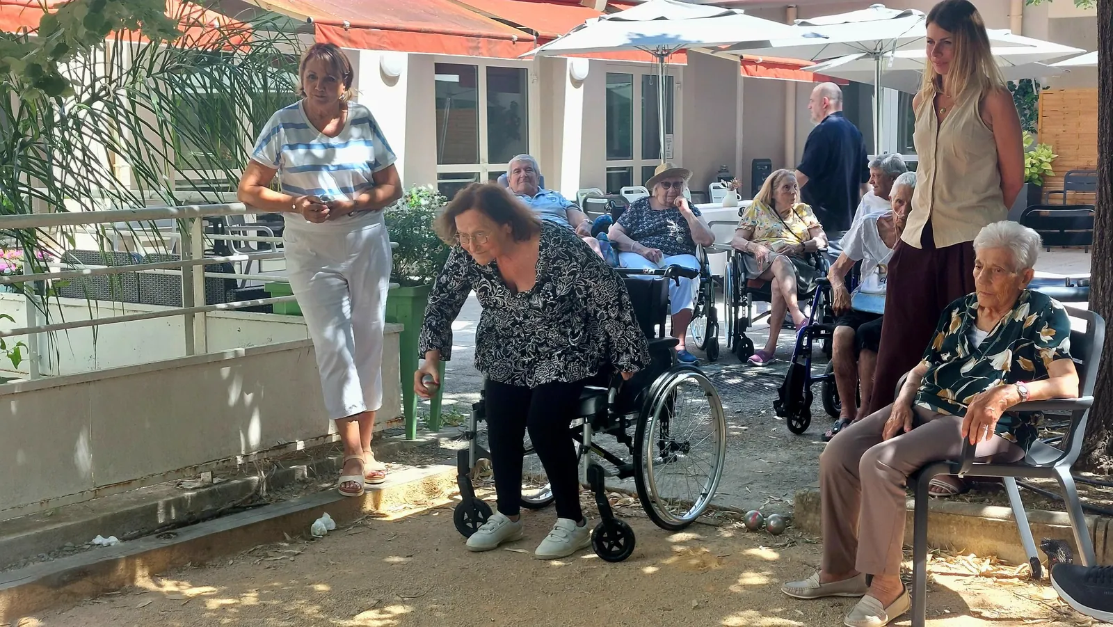 Tournoi de pétanque Résidents/Familles : une journée inoubliable à la Résidence Mazargues