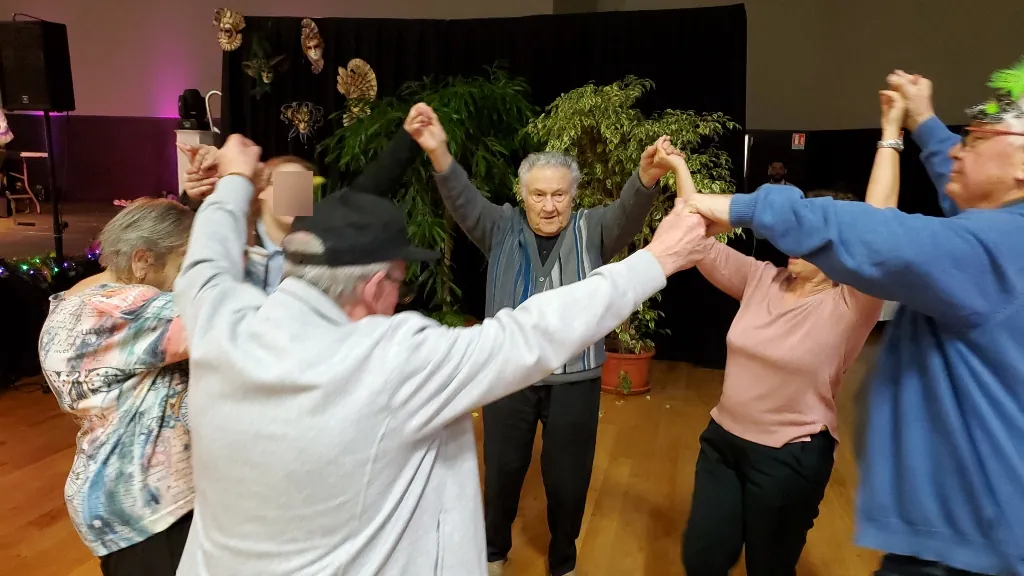 Repas festif des ainés à l'Hexagone