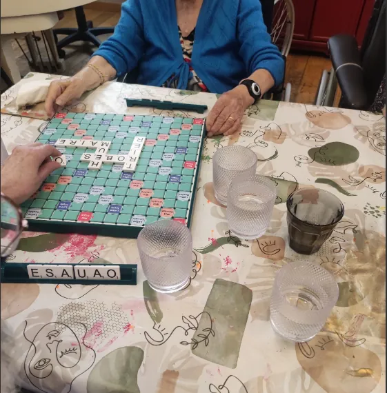 Aprés midi scrable et jeux de societé 