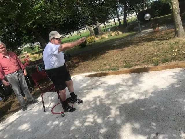 Une partie de Pétanque ça fait plaisir ....