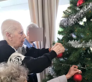 Les Résidents Les jardins du Plessis ont préparé Noël avec joie !