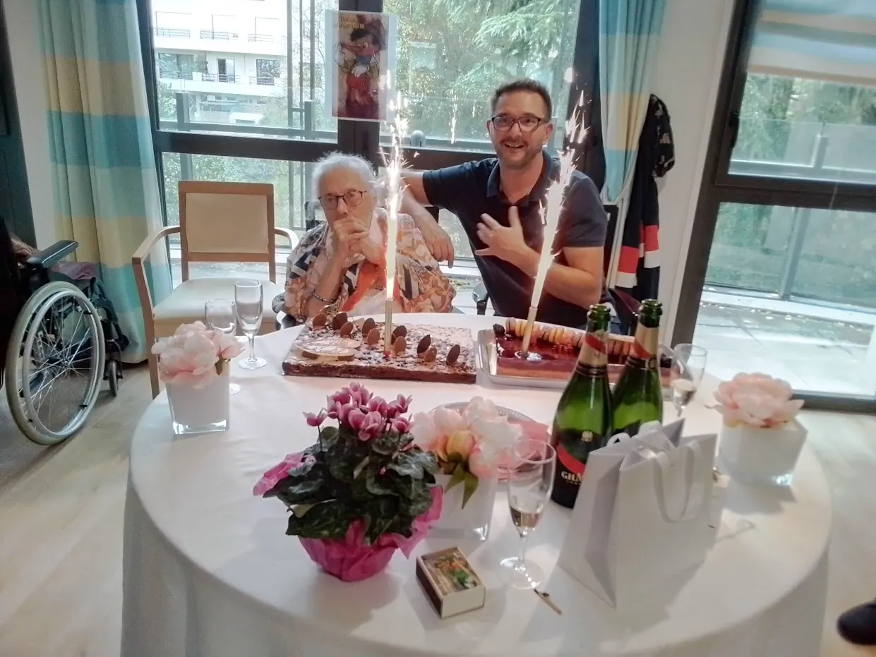100 ans à l'Empereur et en Famille
