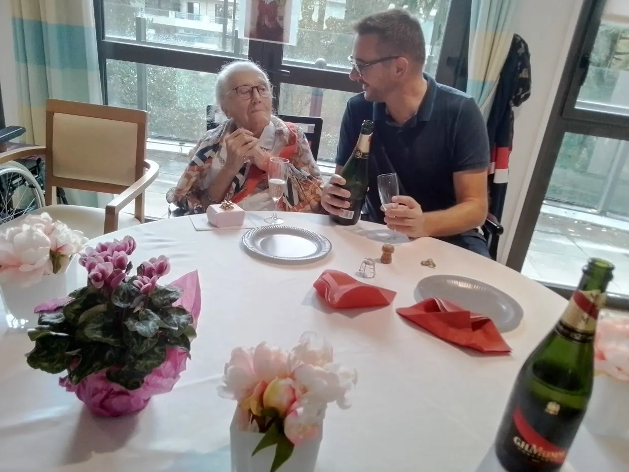 100 ans à l'Empereur et en Famille