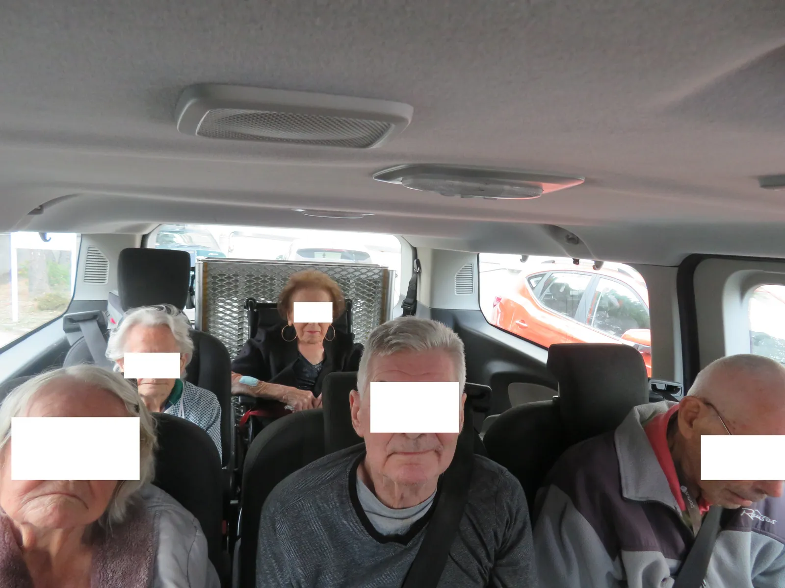 Le Safari du Zoo de Thoiry investi par les Rabelaisiens d'Asnières.