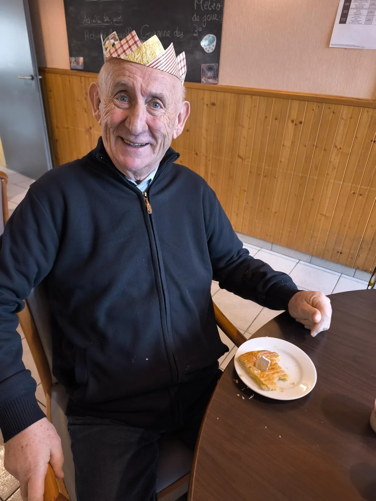 La galette des rois : un moment convivial partagé à l'EHPAD