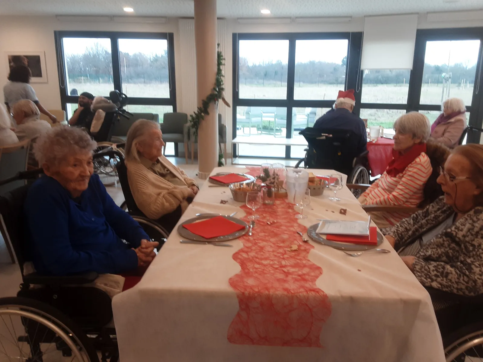 Fête de Noël : tous en claquettes !