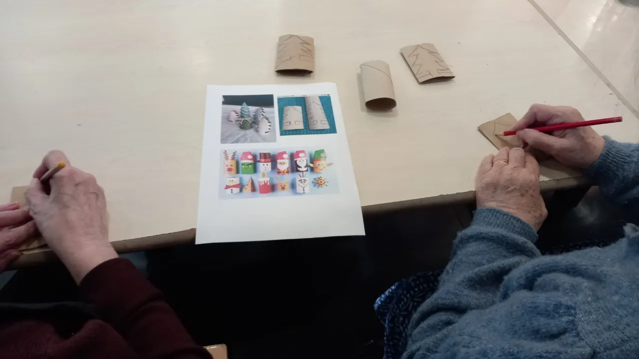 APRES-MIDI INTERGENERATIONNELLE ET CREATIVE !