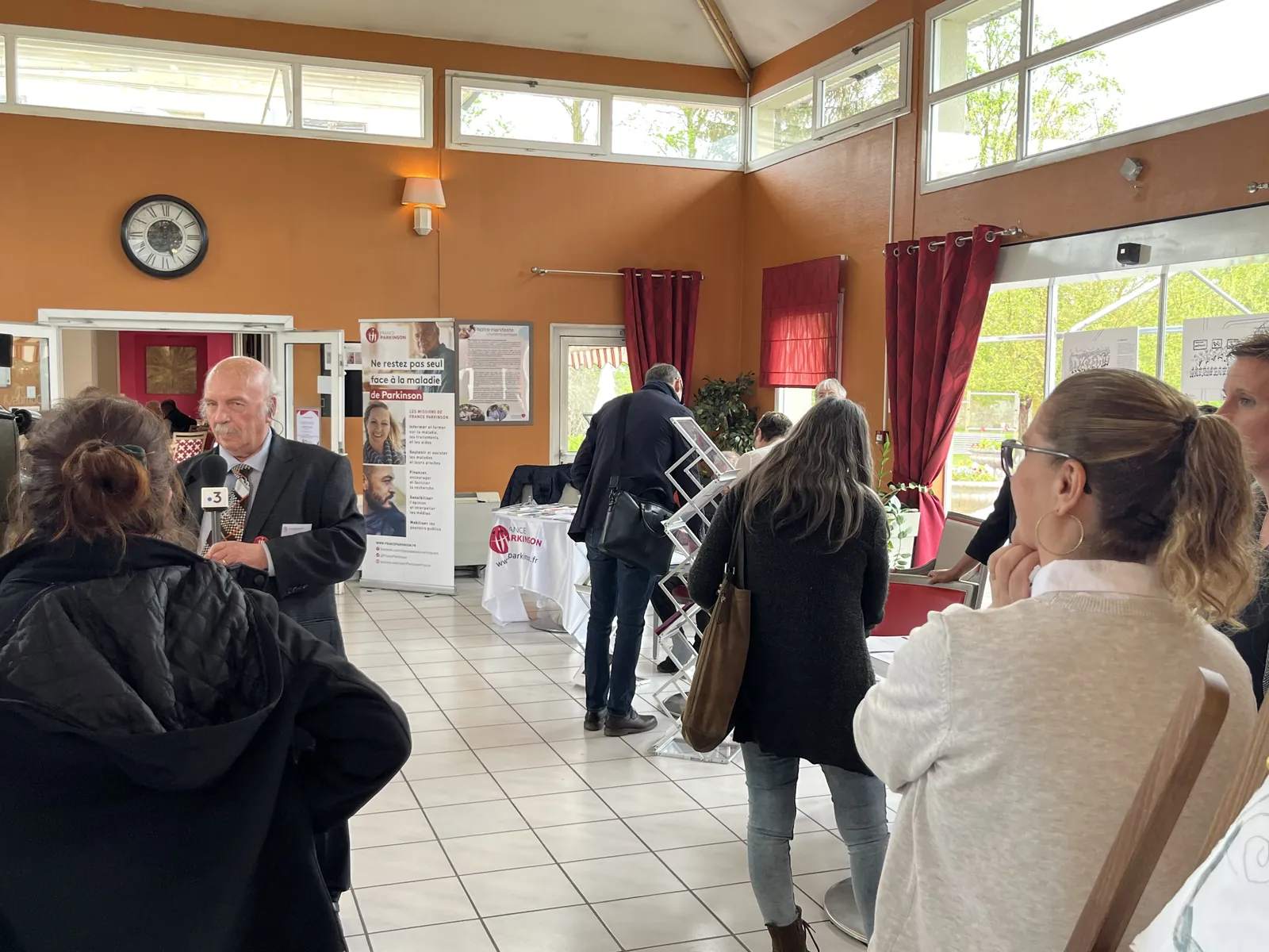 Les 40 ans de France PARKINSON à la résidence ! 