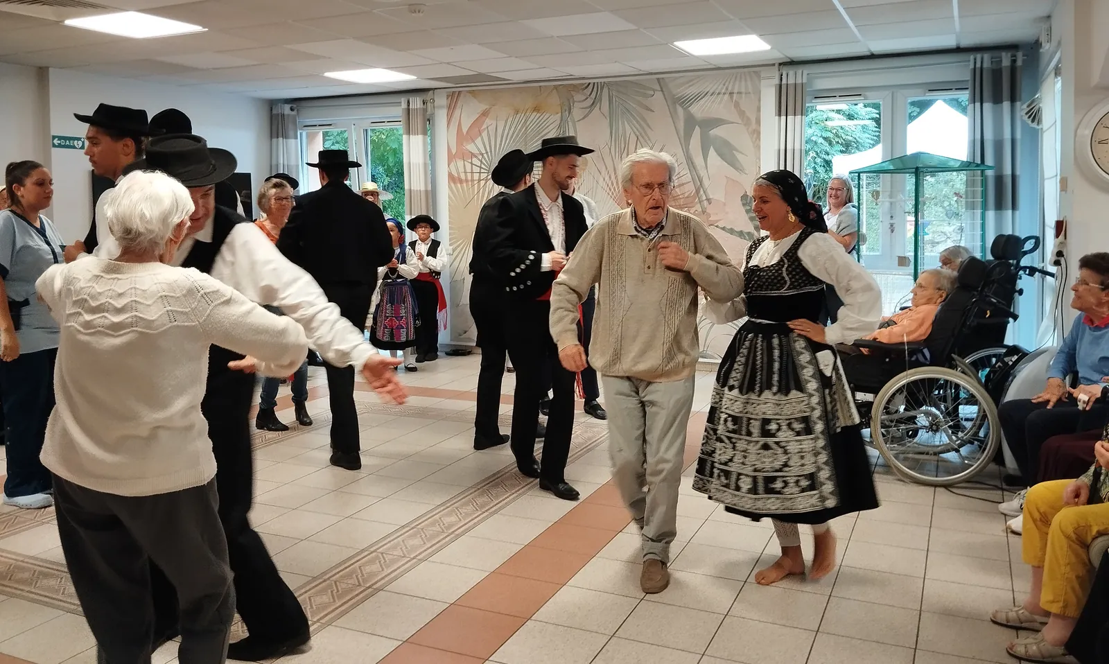 APRES MIDI TRES FESTIF !